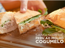 Sanduíche de Peru<br>ao molho de Cogumelo