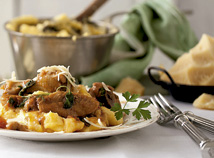 Polenta tradicional com frango<br>ensopado